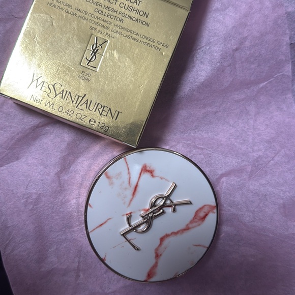 YSL Cushion Foundation Touche Eclat Glow Pact Couture Limited Edition B20 ivory - Picture 5 of 5